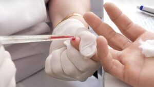Se intampla in Prahova: analiza de sange hemoglobina glicozilata GRATUIT pentru cei care sufera de diabet