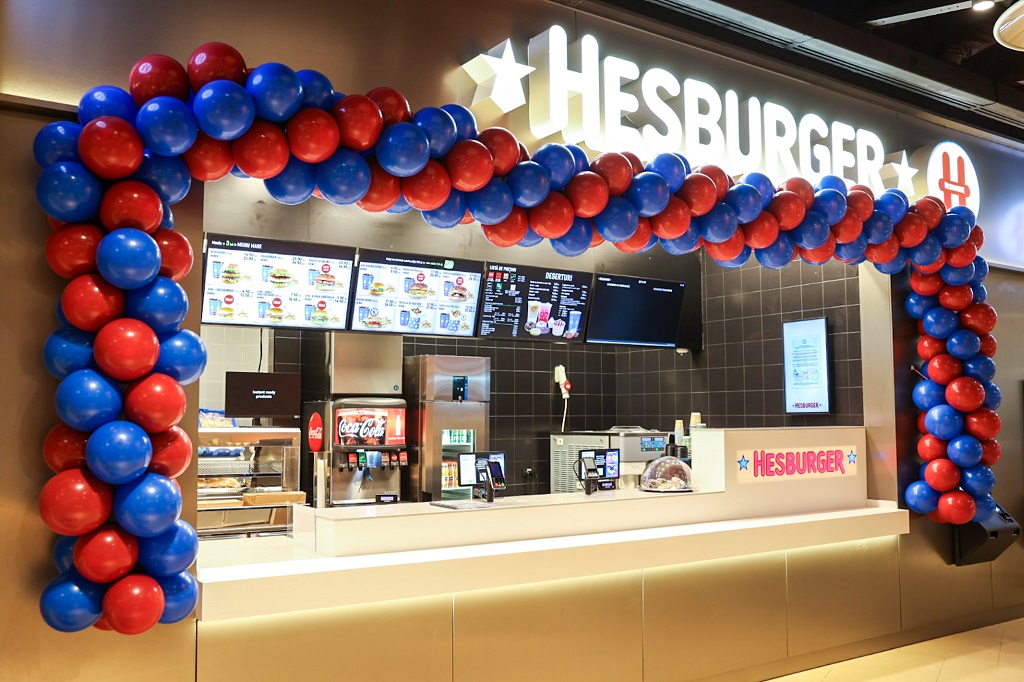 Hesburger deschide al 13-lea restaurant din România, în Promenada București, în urma unei investiții de 350.000 de euro