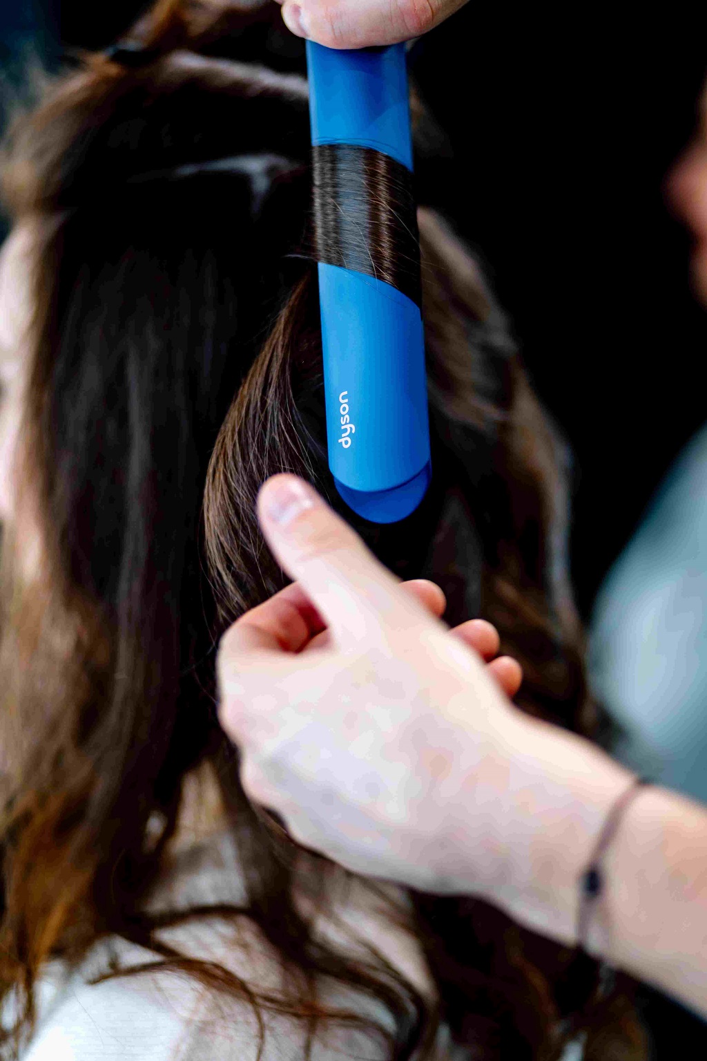 Dyson a celebrat Ziua Femeii prin experiența „Generation of Style”, dedicată legăturii dintre mame și fiice